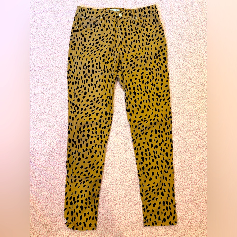Crown&Ivy Cheetah Pants